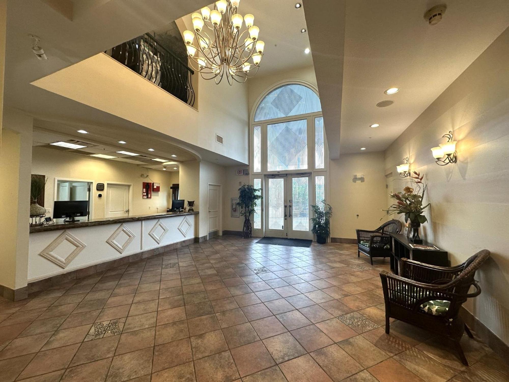 Tahitian Inn Boutique Hotel Tampa Exterior photo